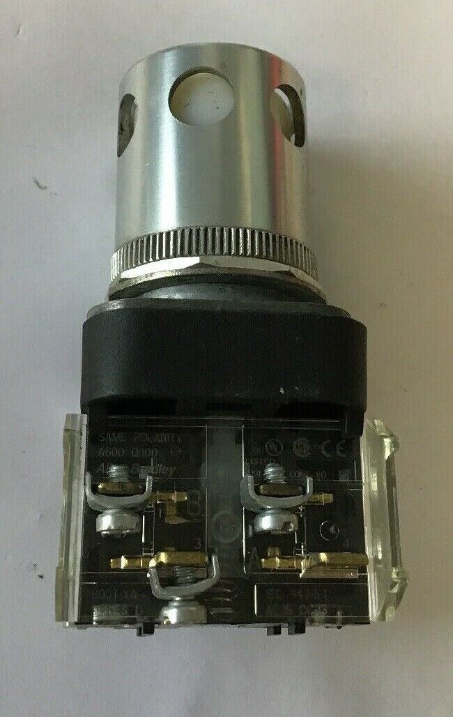 Allen Bradley 800T-QA24W WHITE ILL. 24V Push button SER. T