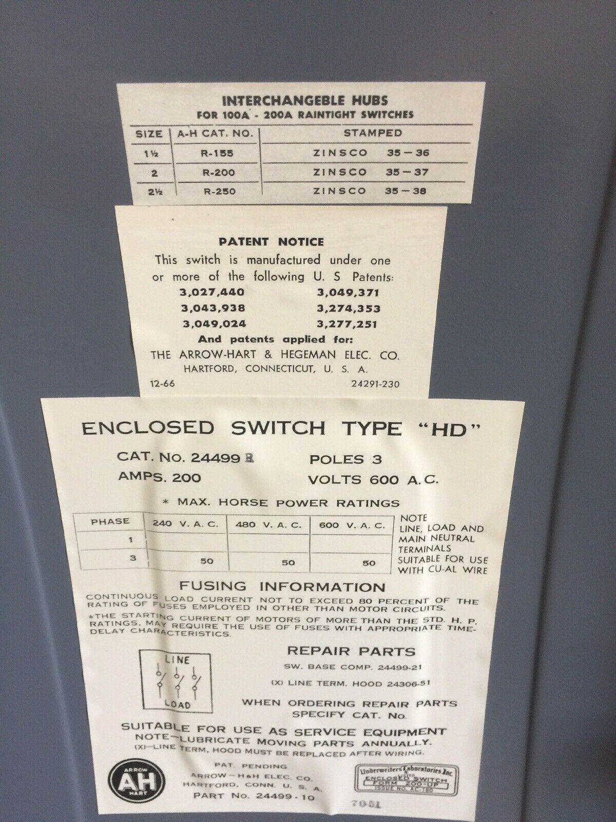 ARROW HART 24499R HEAVY DUTY SWITCH NON-FUSIBLE 200AMP 600VAC 50HP 3PH 3 POLES
