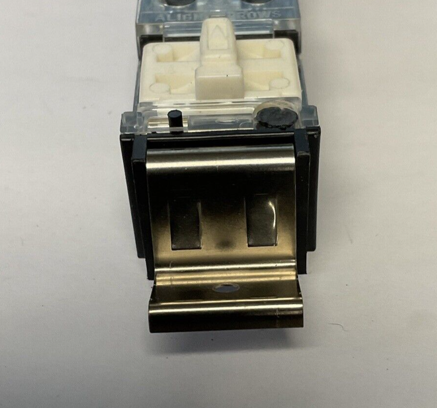 ALLEN BRADLEY 595-A SER.C AUXILARY CONTACT 600VAC***LOTOF2***