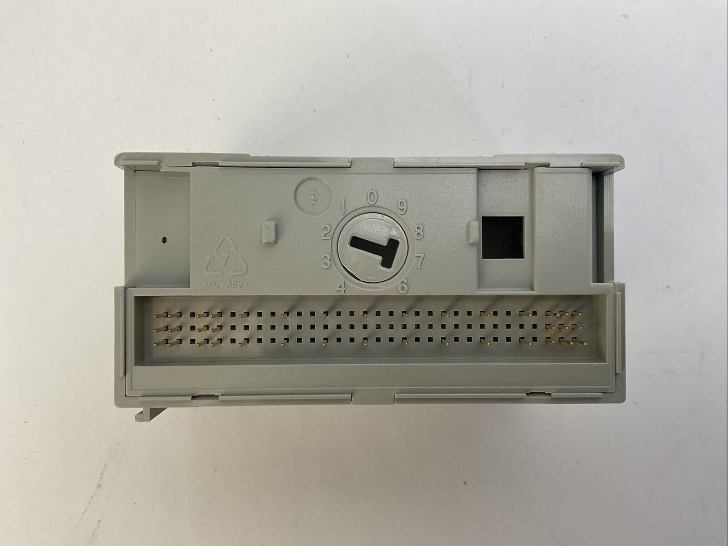 ALLEN BRADLEY 1794-OB16 SER A FLEX 16 POINT DIGITAL OUTPUT MODULE