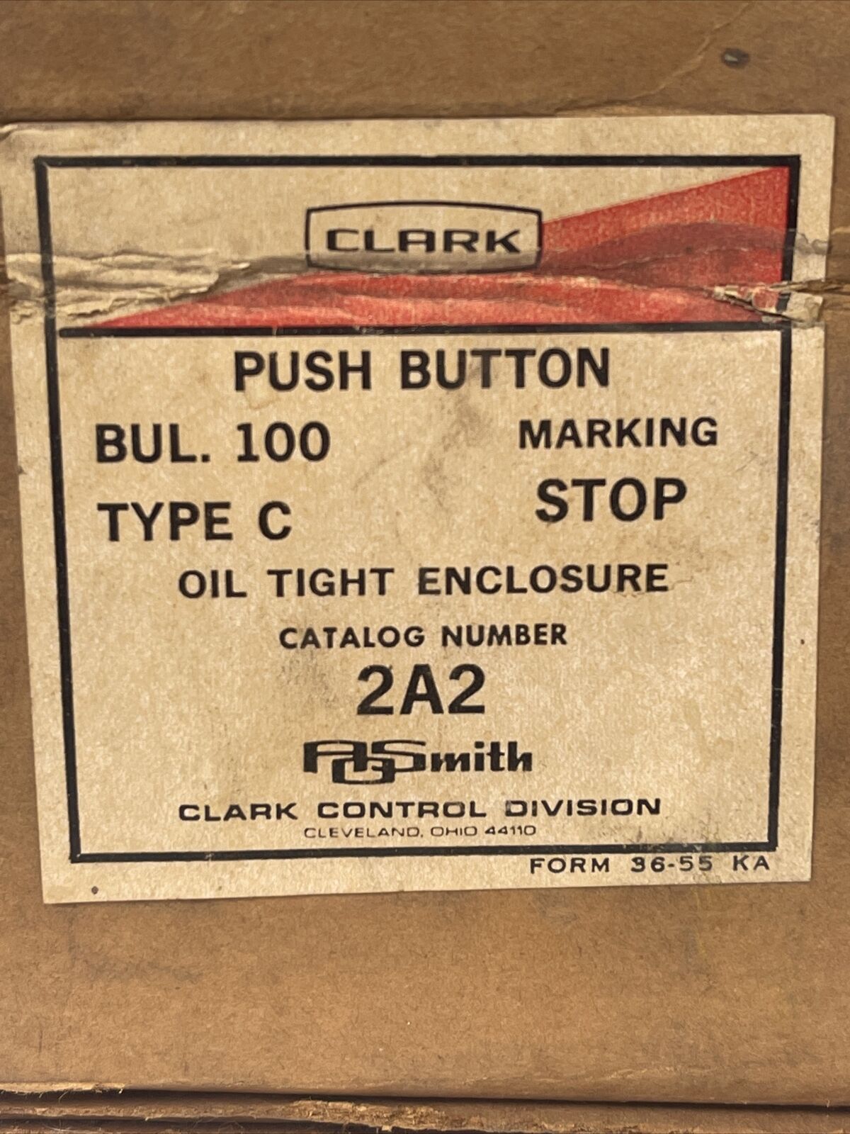 CLARK CONTROL 2A2 STOP PUSH BUTTON 600V TYPE C OIL TIGHT ENCLOSURE BUL. 100