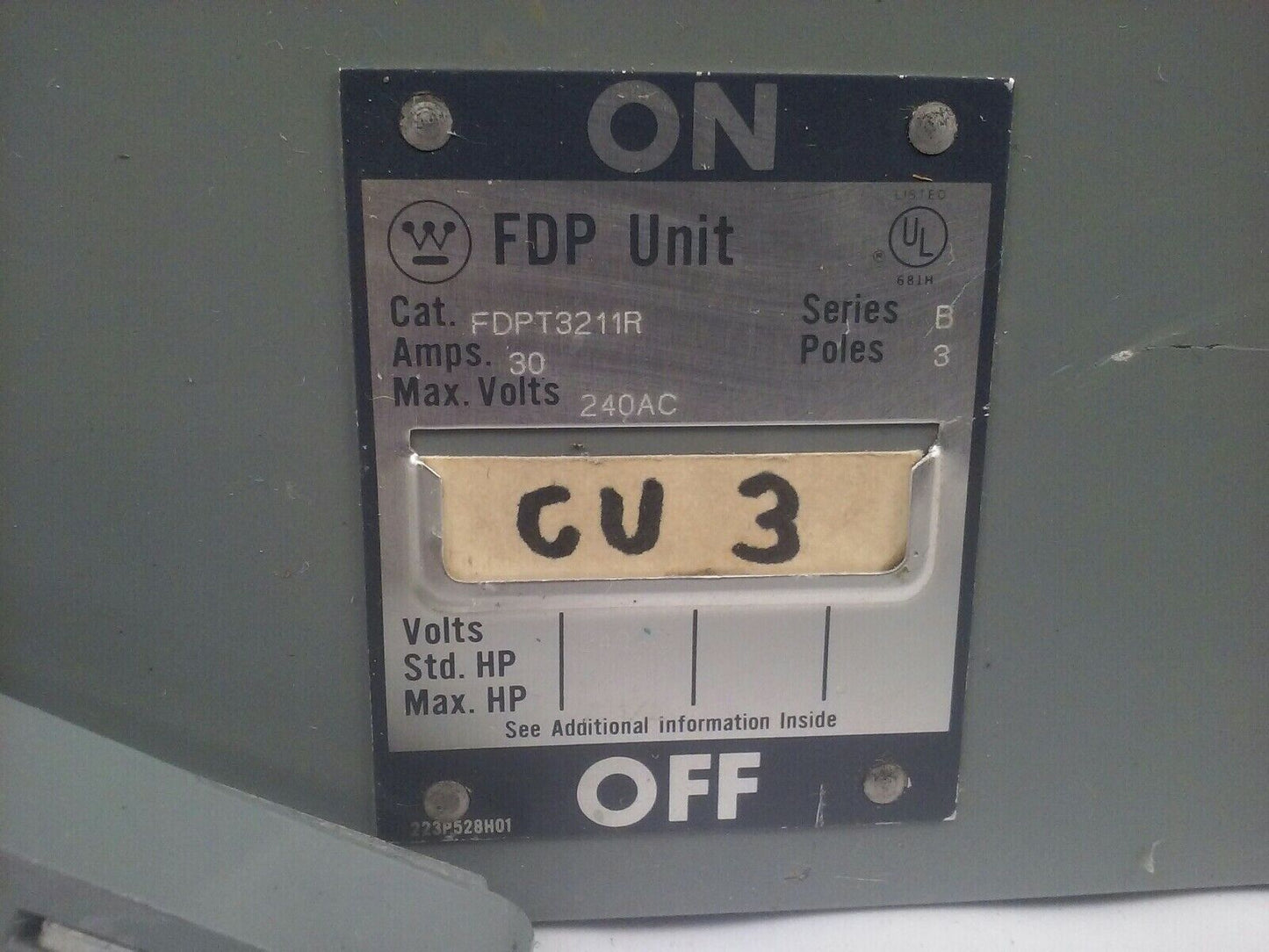WESTINGHOUSE FDPT3211R SER.B FUSIBLE TWIN PANELBOARD SWITCH 3P 30A 240V 7.5HP