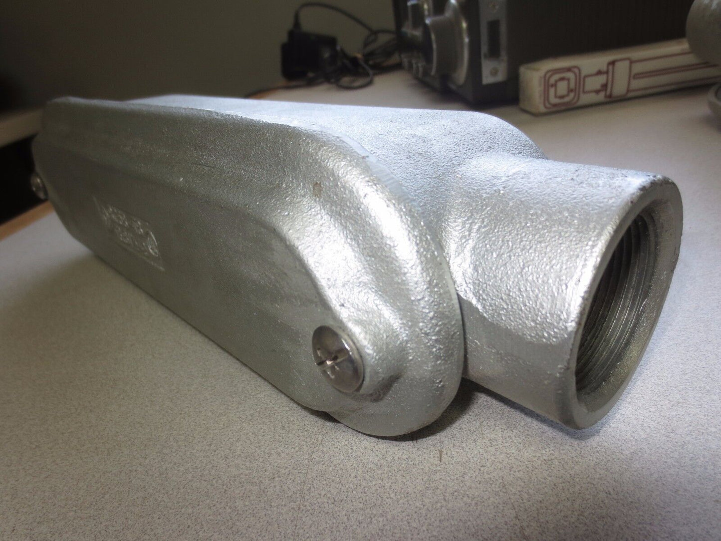 THOMAS & BETTS / T&B BLB5-TB MOGUL CONDUIT OUTLET BODY, COVER, GASKET - 1-1/2"