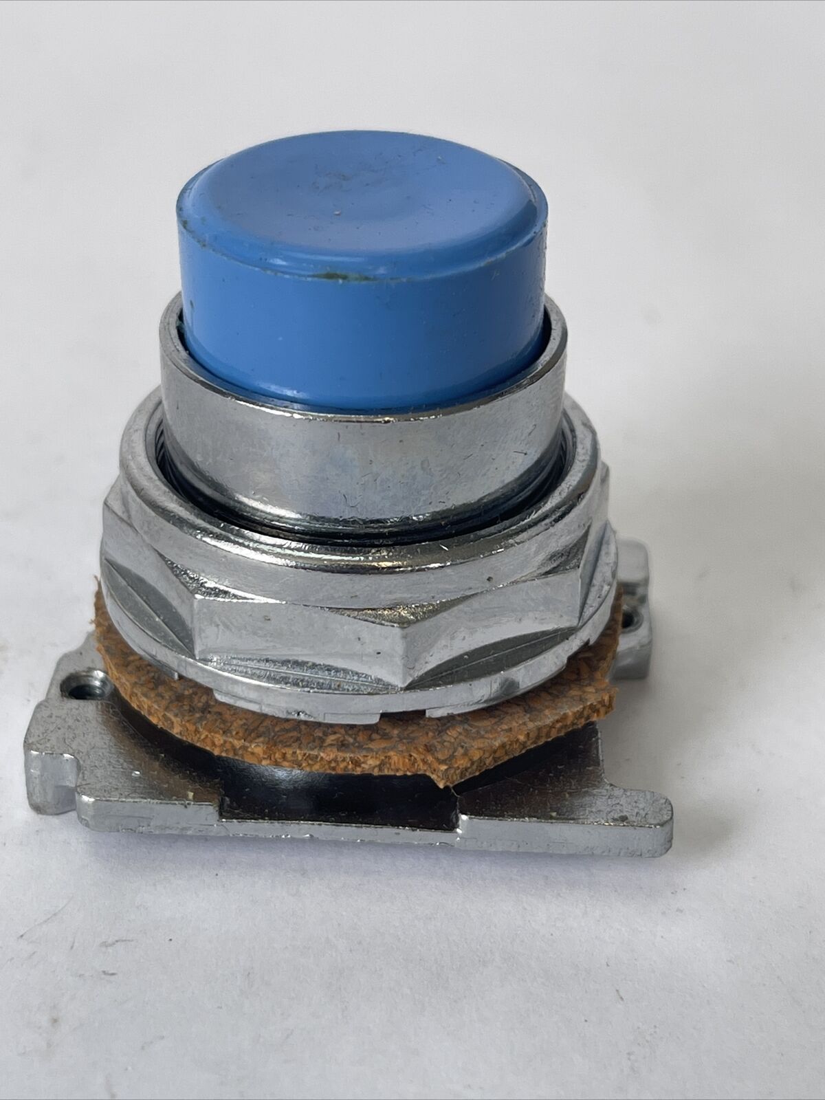 CUTLER HAMMER 10250T118 OPERATOR LONG BUTTON BLUE (LOT OF 3)