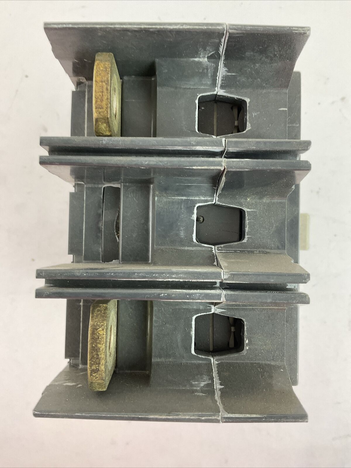 GE SGHA26AT0400 CIRCUIT BREAKER 400AMP 600VAC 2POLE SRPG400A400 TRIP PLUG 400AMP