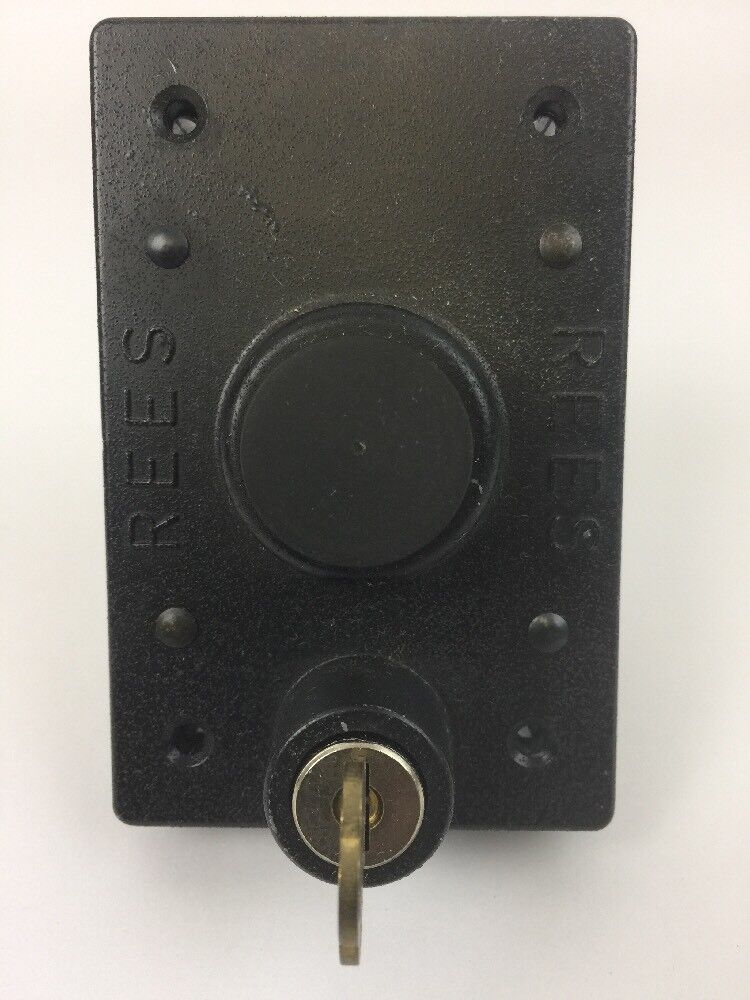 REES 01920-001 KEYED CONTROL UNIT PUSH BUTTON HEAVY DUTY 600 VAC 250 VDC MAX