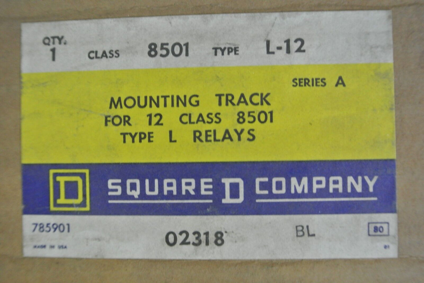 SQUARE D 8501 L-12, Ser. A - MOUNTING TRACK for 12 TYPE L RELAYS - NEW SURPLUS