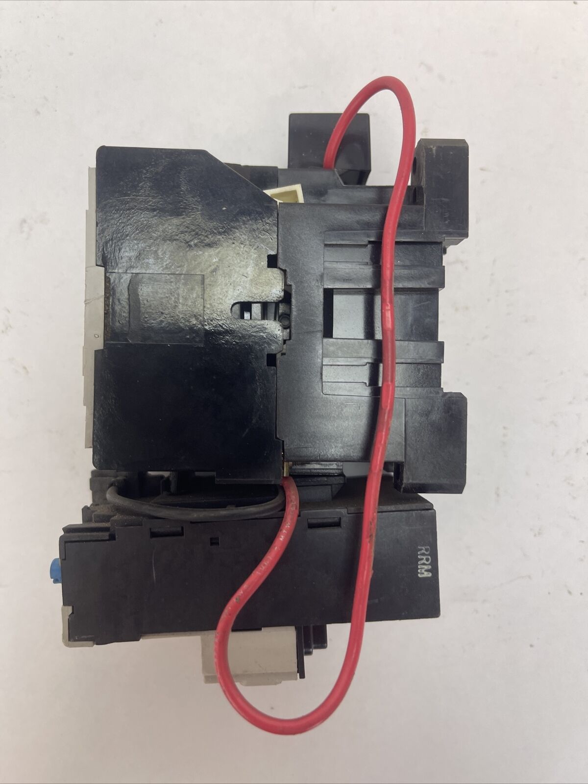 ALLEN BRADLEY STARTER 100-A24ND3 SER C CONTACTOR 600VAC 24A 20HP COIL 120V 60HZ