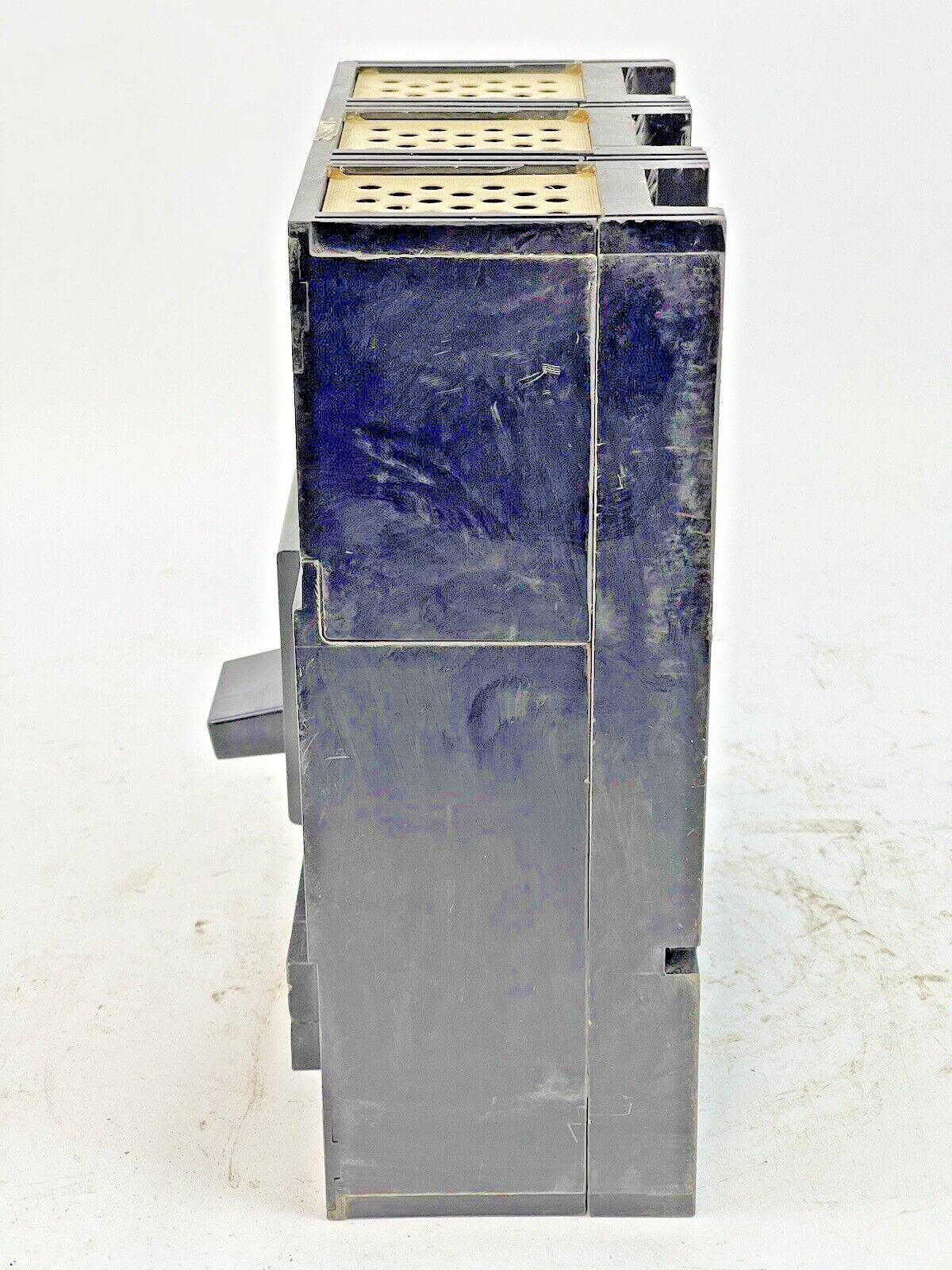 SIEMENS - SLL63B600G - CIRCUIT BREAKER -600 AMP, 600 VAC, 3 POLE, ITE SENSITRIP