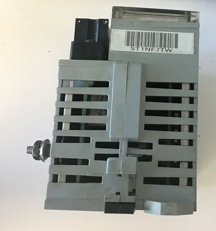 ALLEN BRADLEY 1791-8AC I/O BLOCK MODULE SER.B REV.D01 132VAC 60HZ