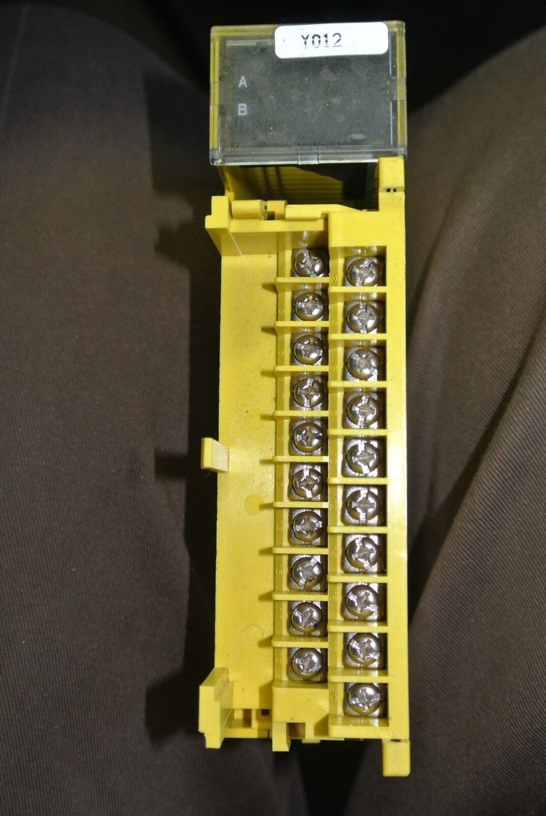 FANUC A03B-0819-C158 / AOA08E - PLC 8PT AC OUTPUT MODULE / NO "DOOR"