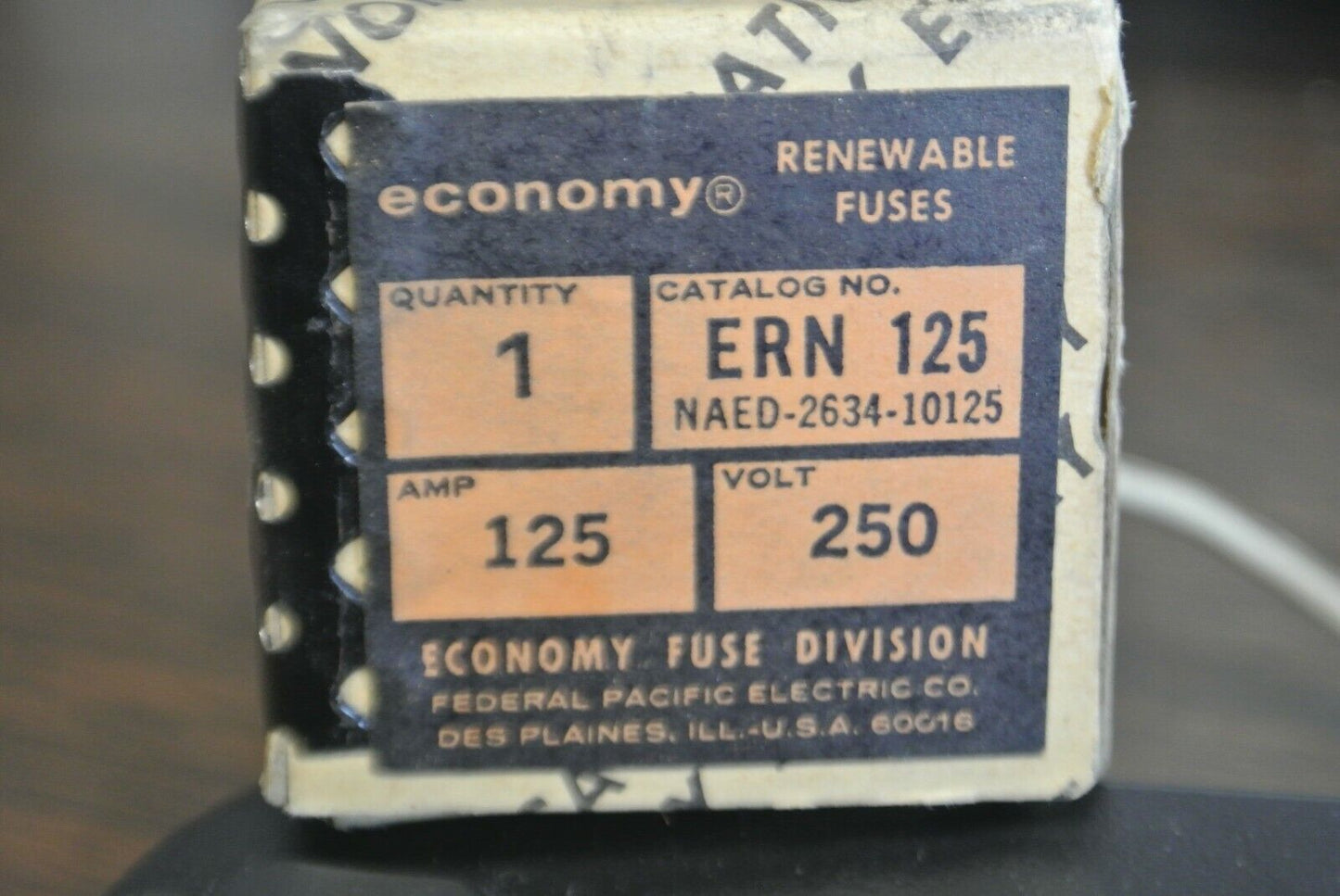ECONOMY / FPE ERN125 RENEWABLE FUSE / 125A / 250V / NEW SURPLUS
