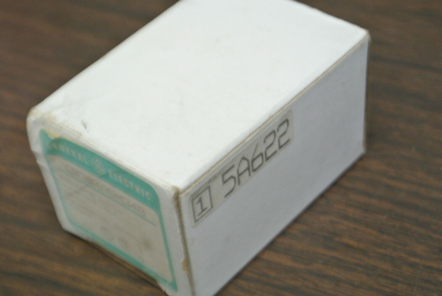 GENERAL ELECTRIC CR304ASM34B / 3-POSITION SELECTOR SWITCH OPERATOR / NEW SURPLUS