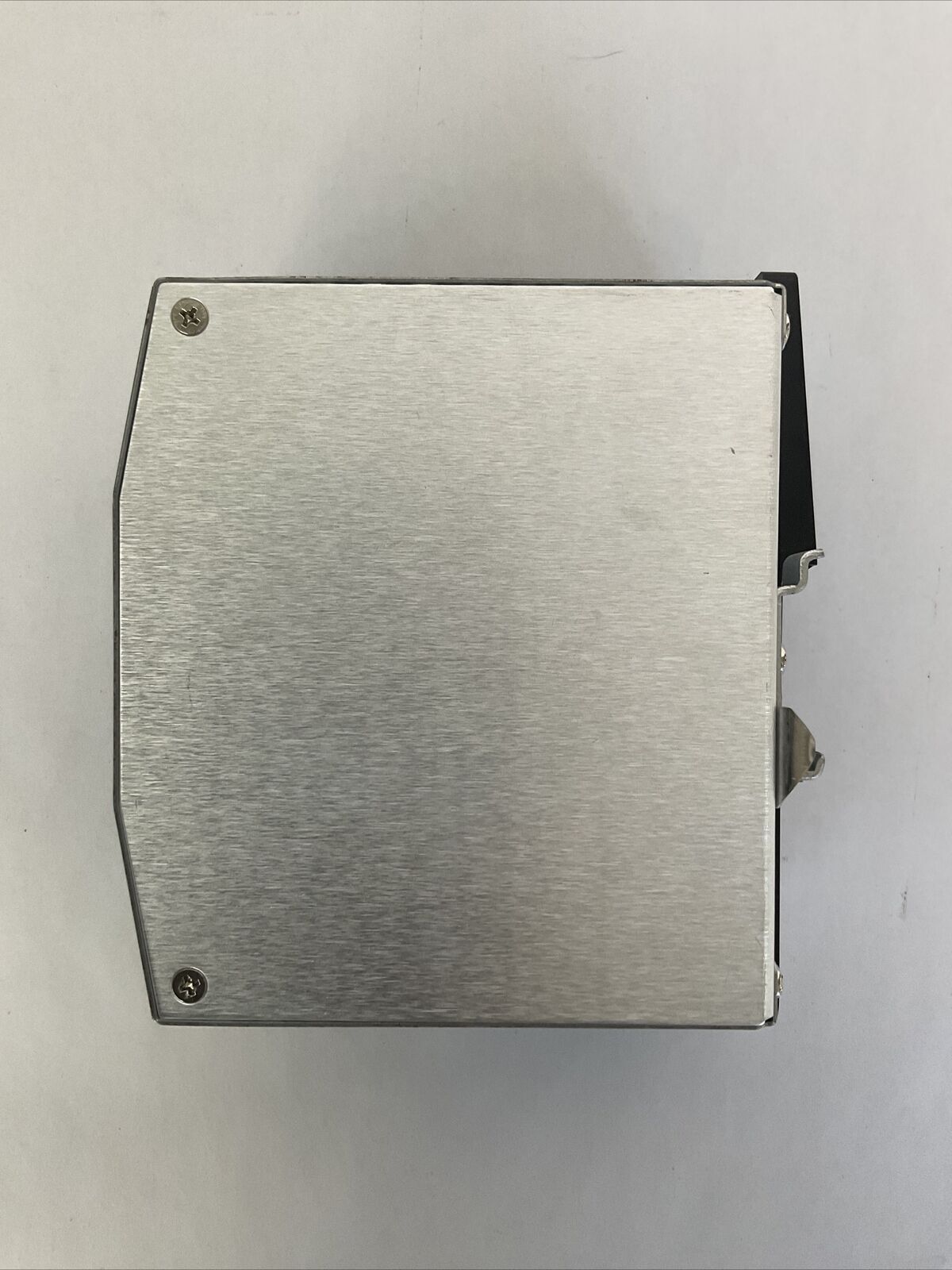 EMERSON SOLA SDN 10-24-480C POWER SUPPLY 380-480VAC 0.7A 24VDC 10A