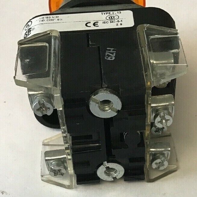 ALLEN BRADLEY 800T-QM24A SER T PUSH BUTTON 24VAC/VDC