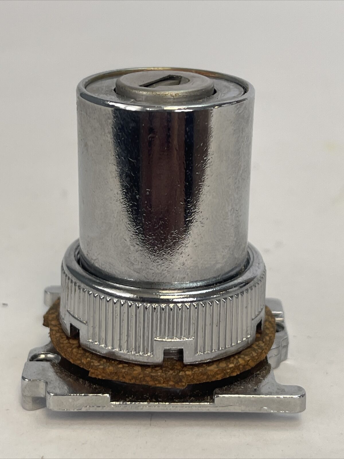 CUTLER HAMMER 10250T15222 SELECTOR KEY SWITCH 3 POSITION