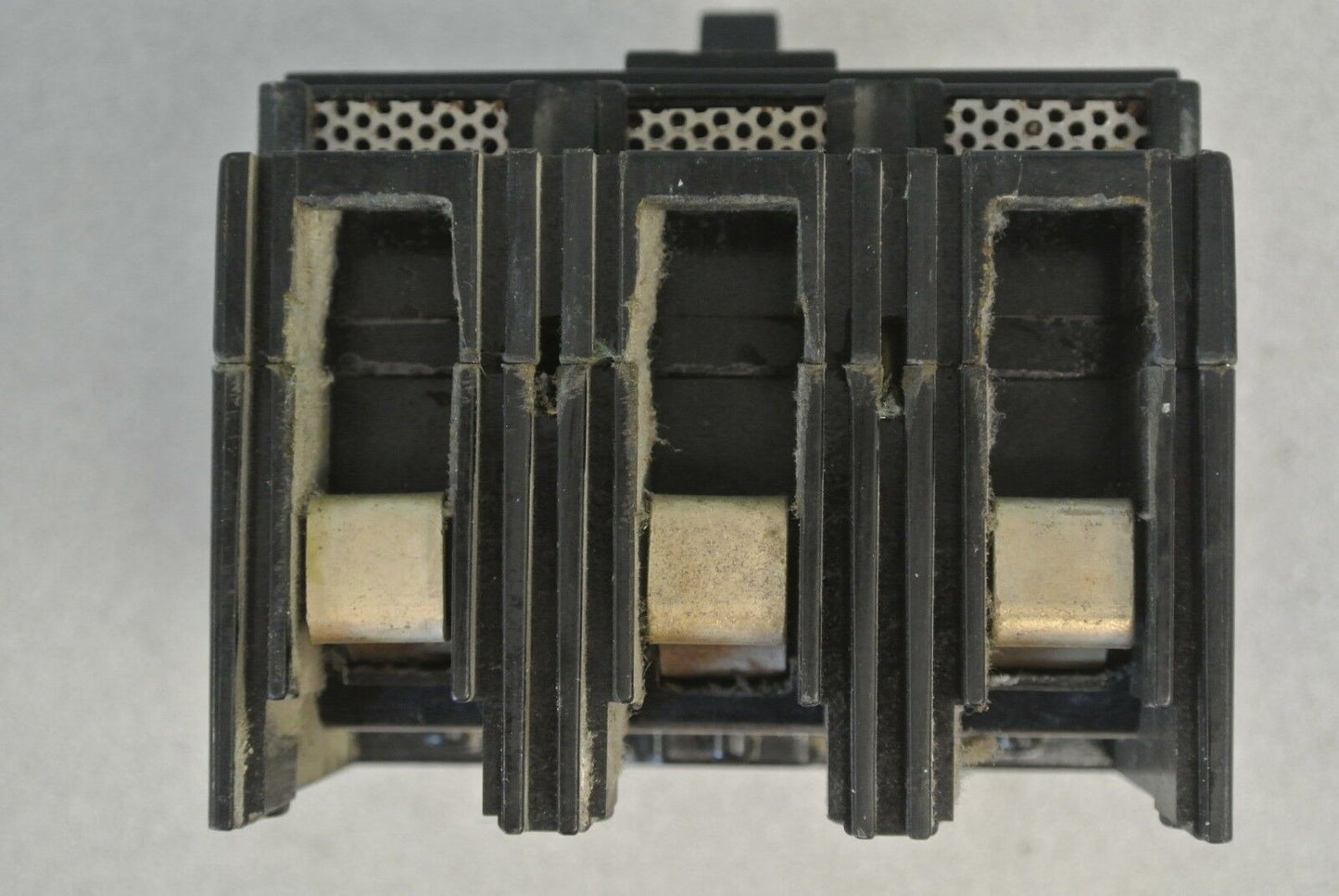 GE TEF134030 CIRCUIT BREAKER - 480VAC, 30A, 3-POLE