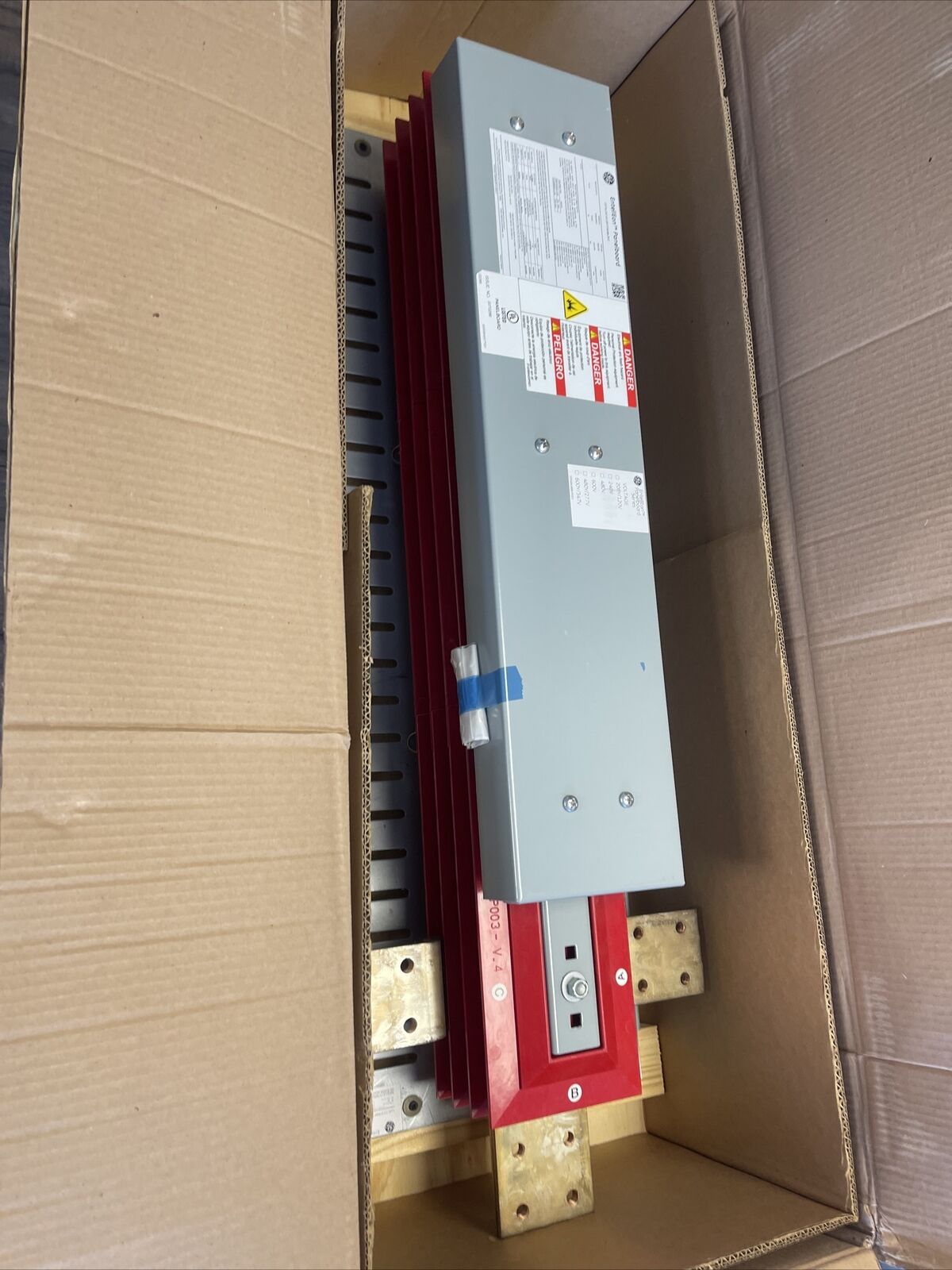 GE ENT2404BL3H2 ENTELLEON PANELBOARD 400A