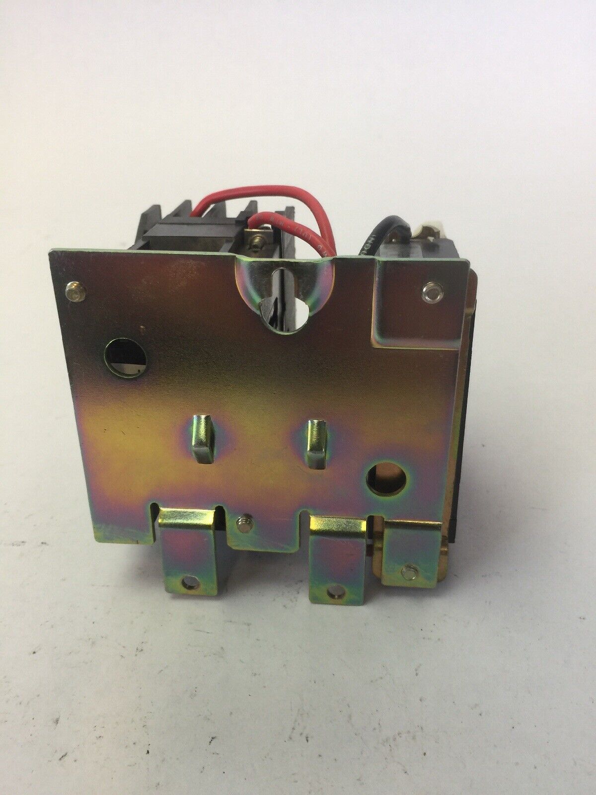 ALLEN BRADLEY 509-TOXD STARTER SER B 600VAC 9A 2HP COIL 120V 60HZ 110V 50HZ