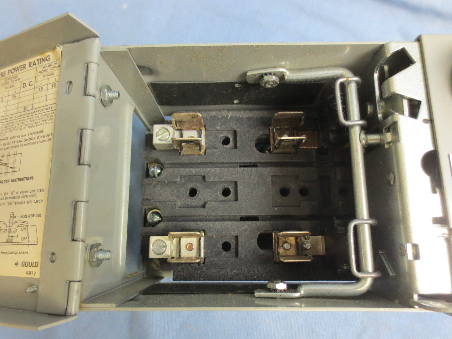 I-T-E V2B2222LR VACU-BREAK PANELBOARD & SWITCHBOARD UNIT 240V 30-30A NEW SURPLUS