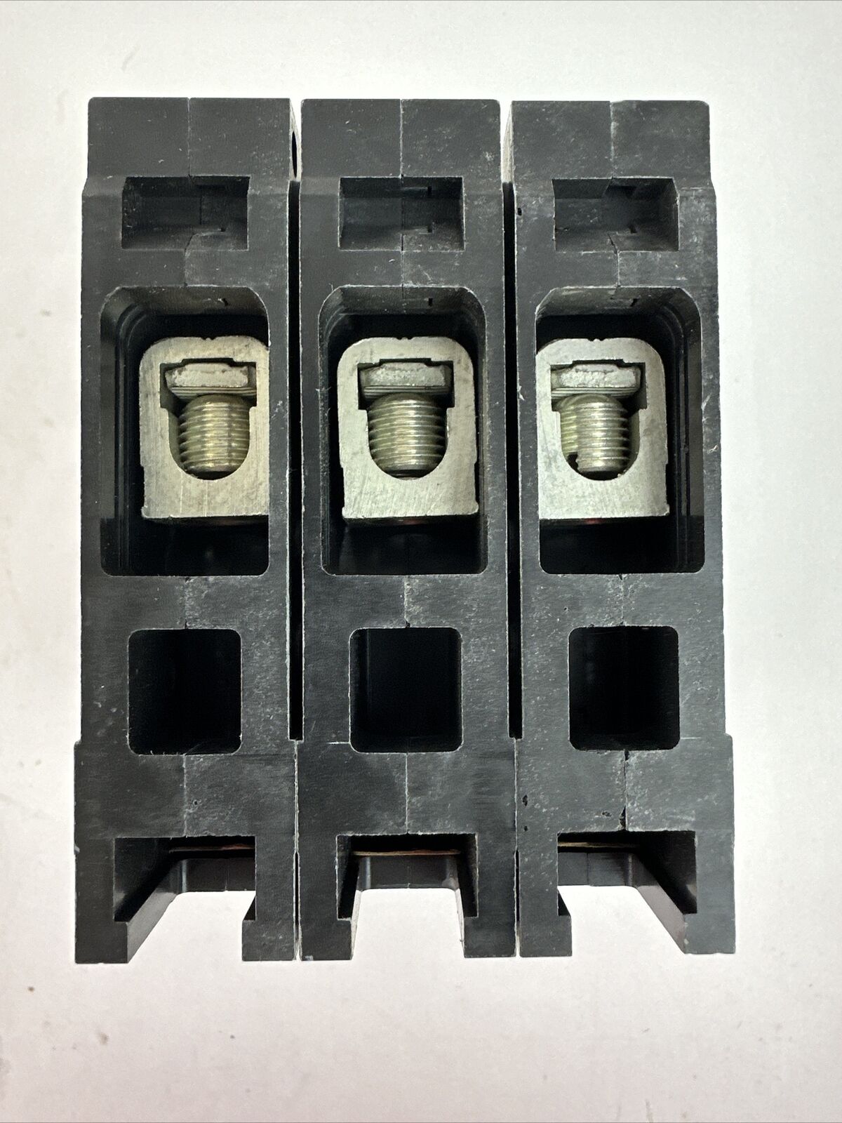 SIEMENS ITE E23B030 MOLDED CASE CIRCUIT BREAKER 30A 3P 240VAC