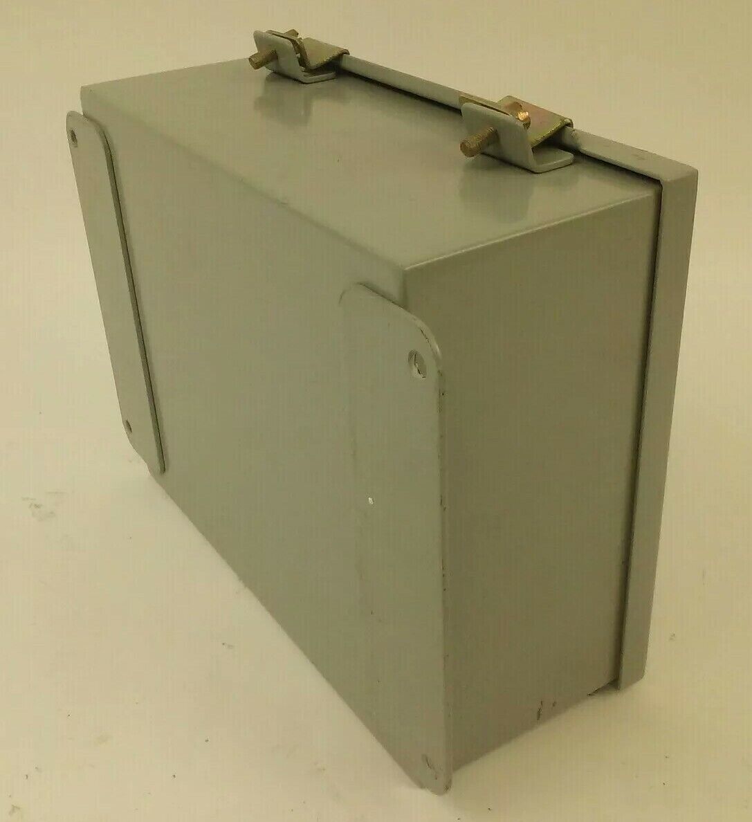 DAYTON 5X847N POWER RELAY 8 PIN 120V, COOPER B-LINE 1084-12CHC TYPE 12 & 13 ENCL