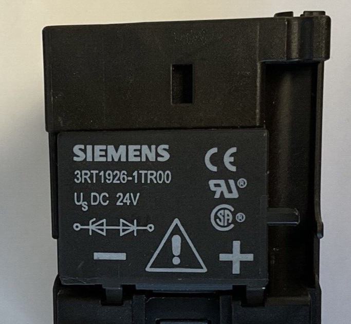 SIEMENS 3RT1026-1B..0 CONTACTOR 35A 600VAC 50/60HZ