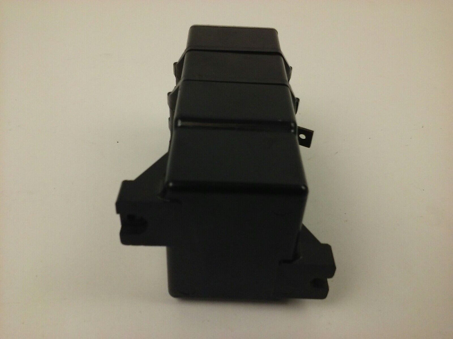 CLARK, CP8, BULLENTIN 7303, TYPE CP RELAY, 8P BASE, 300V,10A,NEW,MISSING SCREWS!