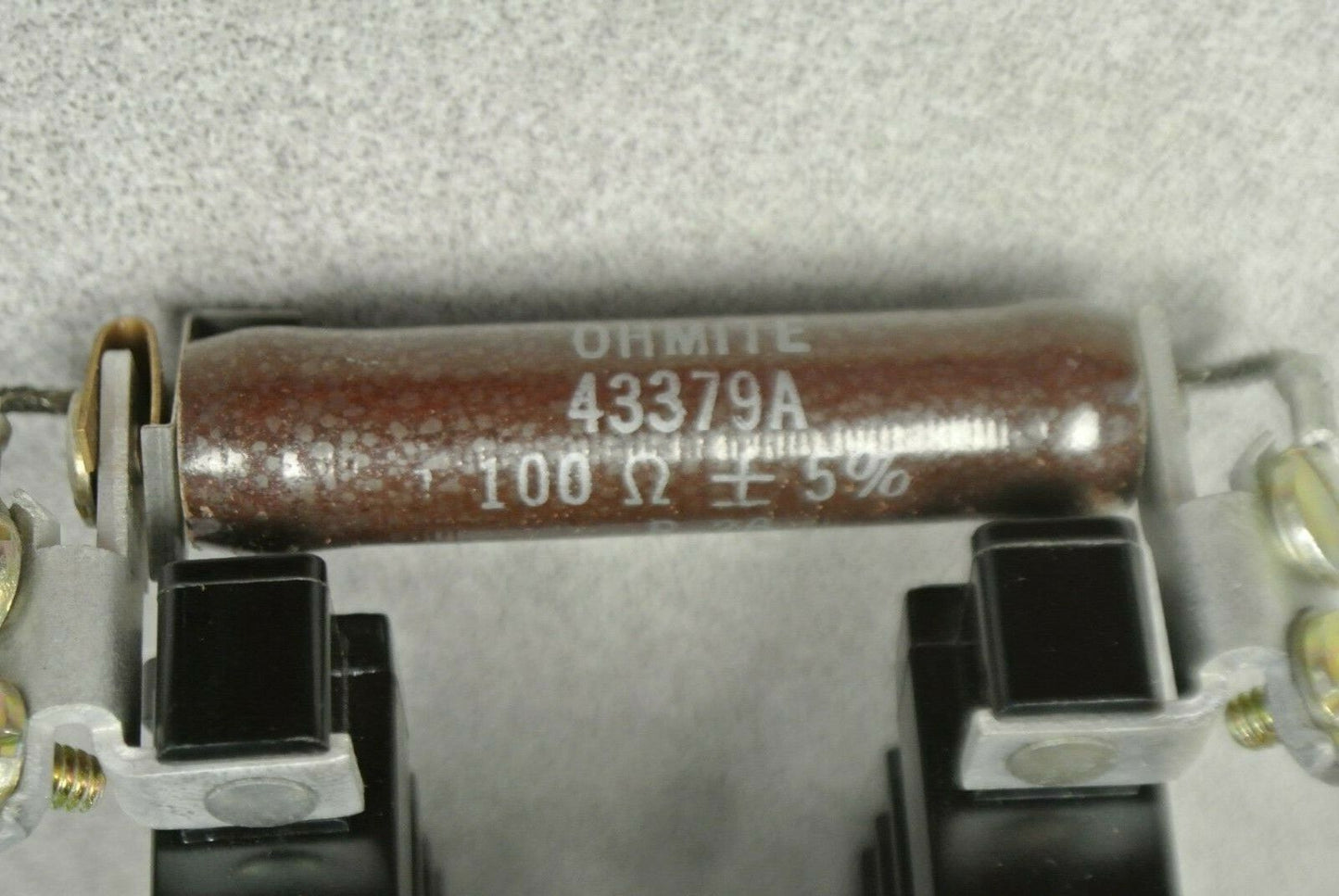 ALLEN-BRADLEY 700-BA300A1, Series A / RELAY / 3-POLE / N.O. / 120V / NEW SURPLUS