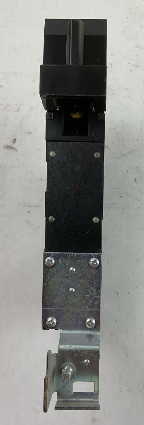 SQUARE D FH16015C 277VAC 125VDC 15AMP 1POLE CIRCUIT BREAKER