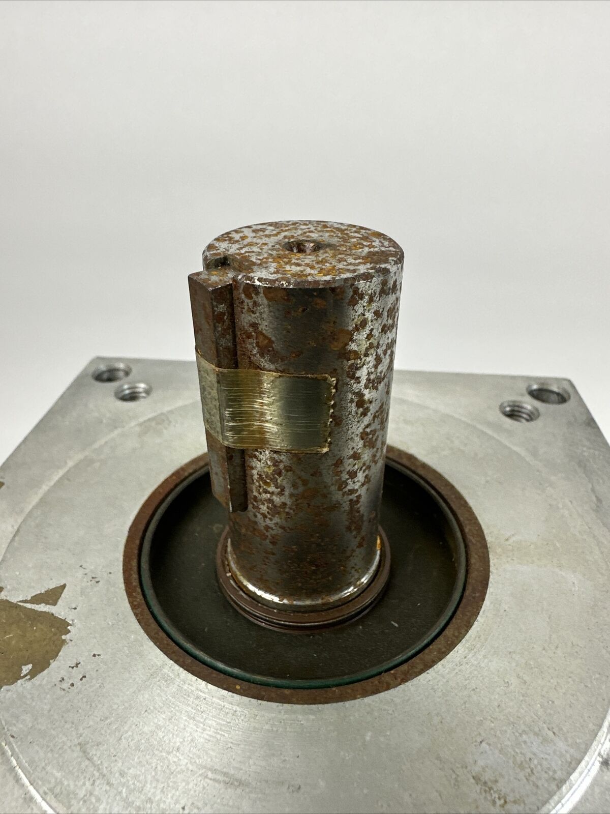 GE FANUC MTR-3S65-H-R-0-E-S-A BRUSHLESS SERVO MOTOR 600VDC