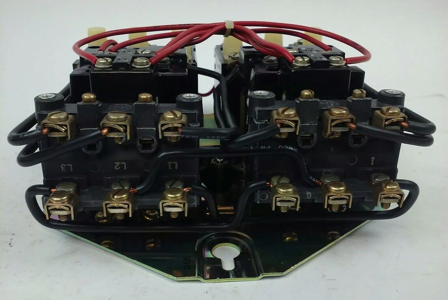 ALLEN BRADLEY 715X-AOD3000 SER. L, TWO SPEED STARTER,SIZE 0,3PH, 575V, 120V COIL