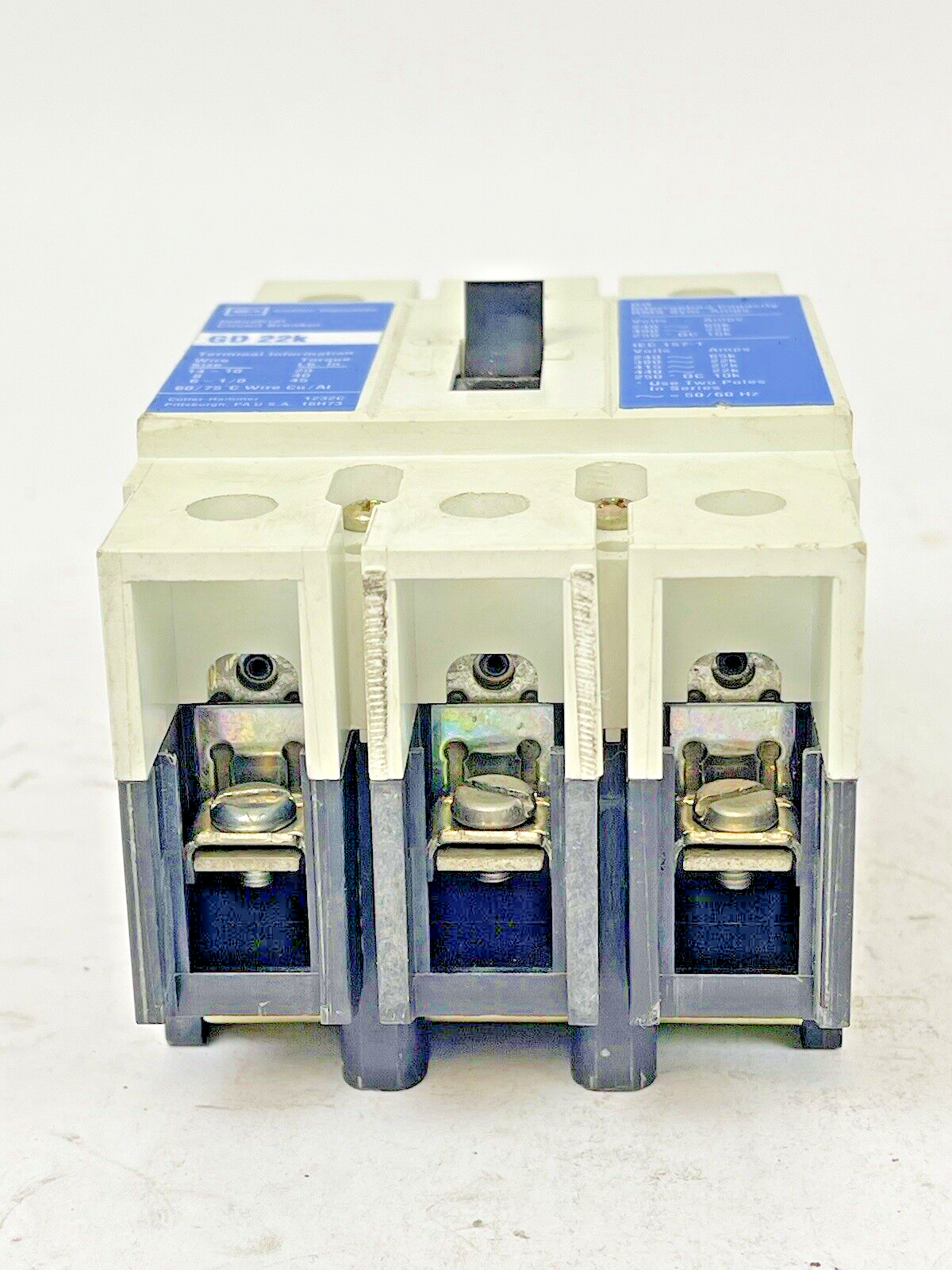 CUTLER-HAMMER - GD3020 - INDUSTRIAL CIRCUIT BREAKER - 3 POLE, 20 AMP, 480 V