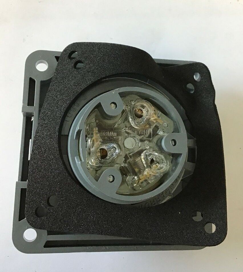 HUBBELL HBL2330SW TWIST LOCK RECEPTACLE 20A 277V 2POLE
