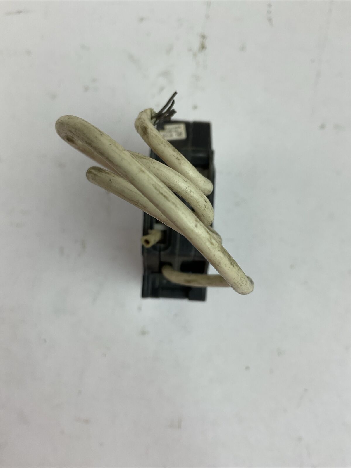 GE THQL-1120GF 1POLE 20AMP 120VAC GROUND FAULT CIRCUIT BREAKER