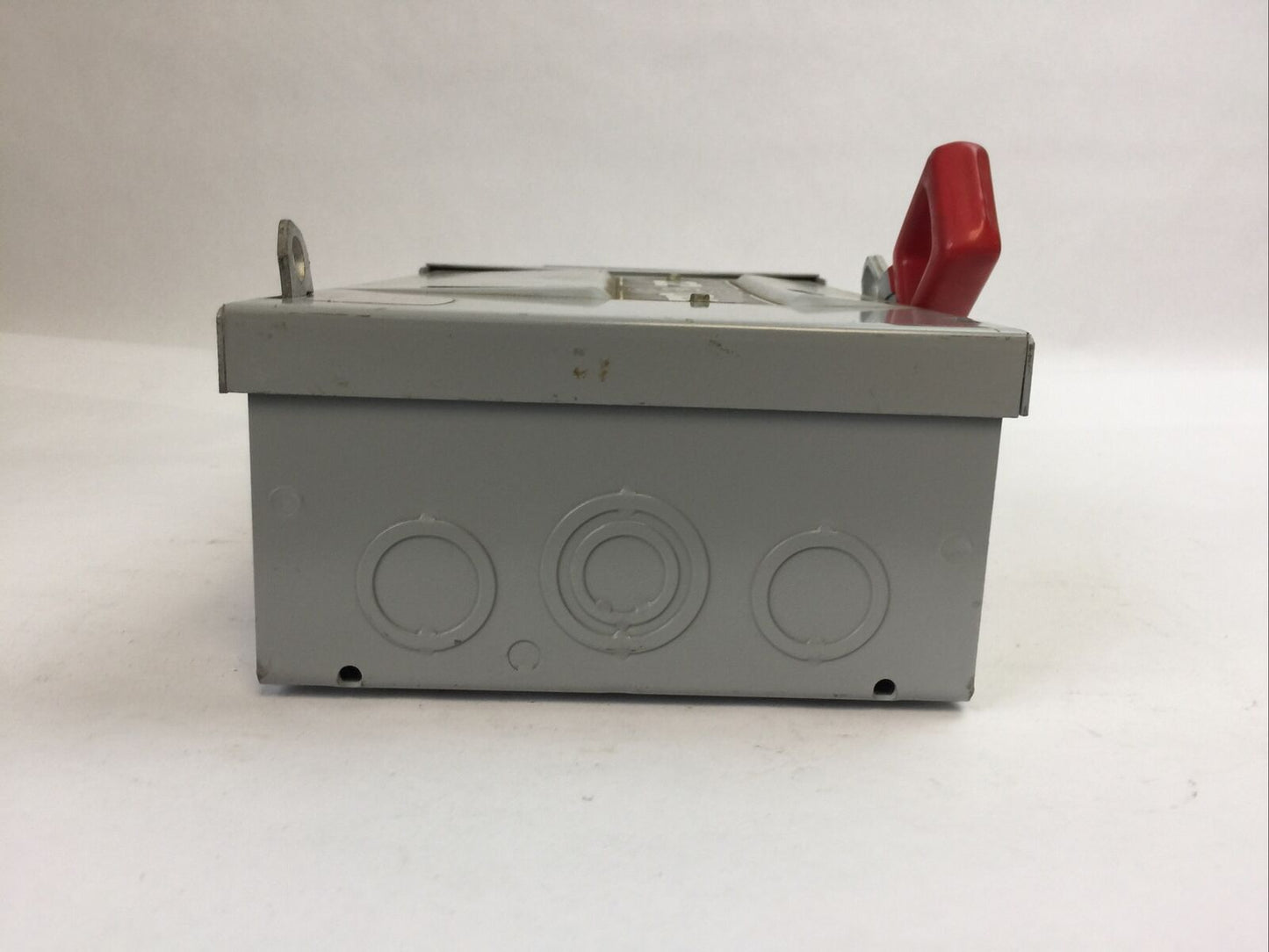GE TH3221RH FUSIBLE SAFETY SWITCH MOD 7 30A 240VAC 250VDC 2P 7.5HP RAINPROOF 3R