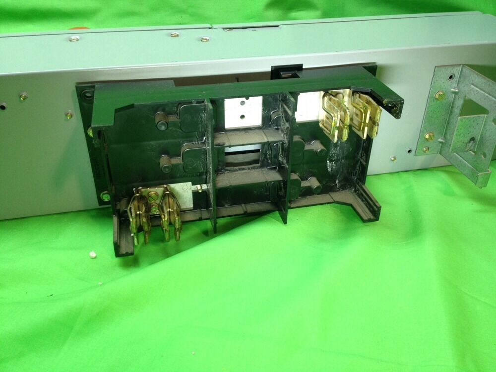 GE SPECTRA SERIES ADS22060HD 60A 240V 2PH FUSIBLE PANLEBOARD SWITCH