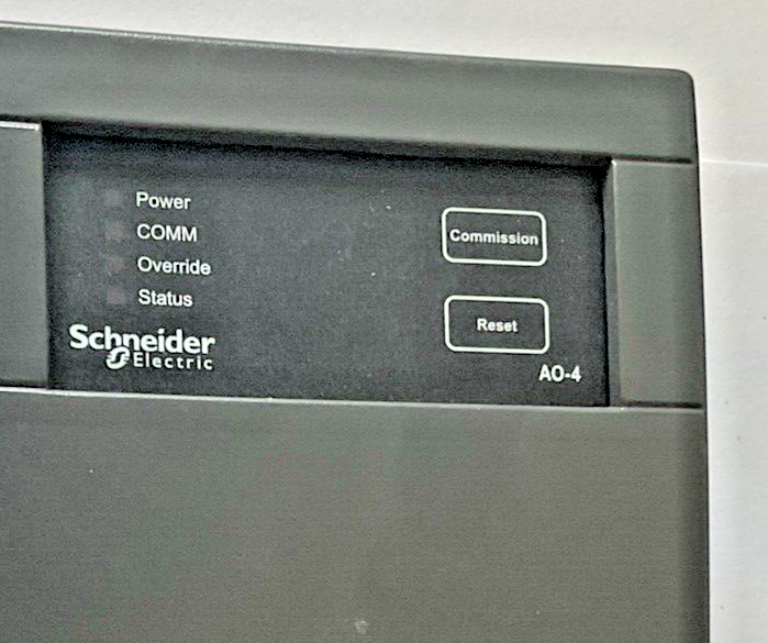 SCHNEIDER ELECTRIC AO-4-8-O-S I/O MODULE 24VDC 3.8W