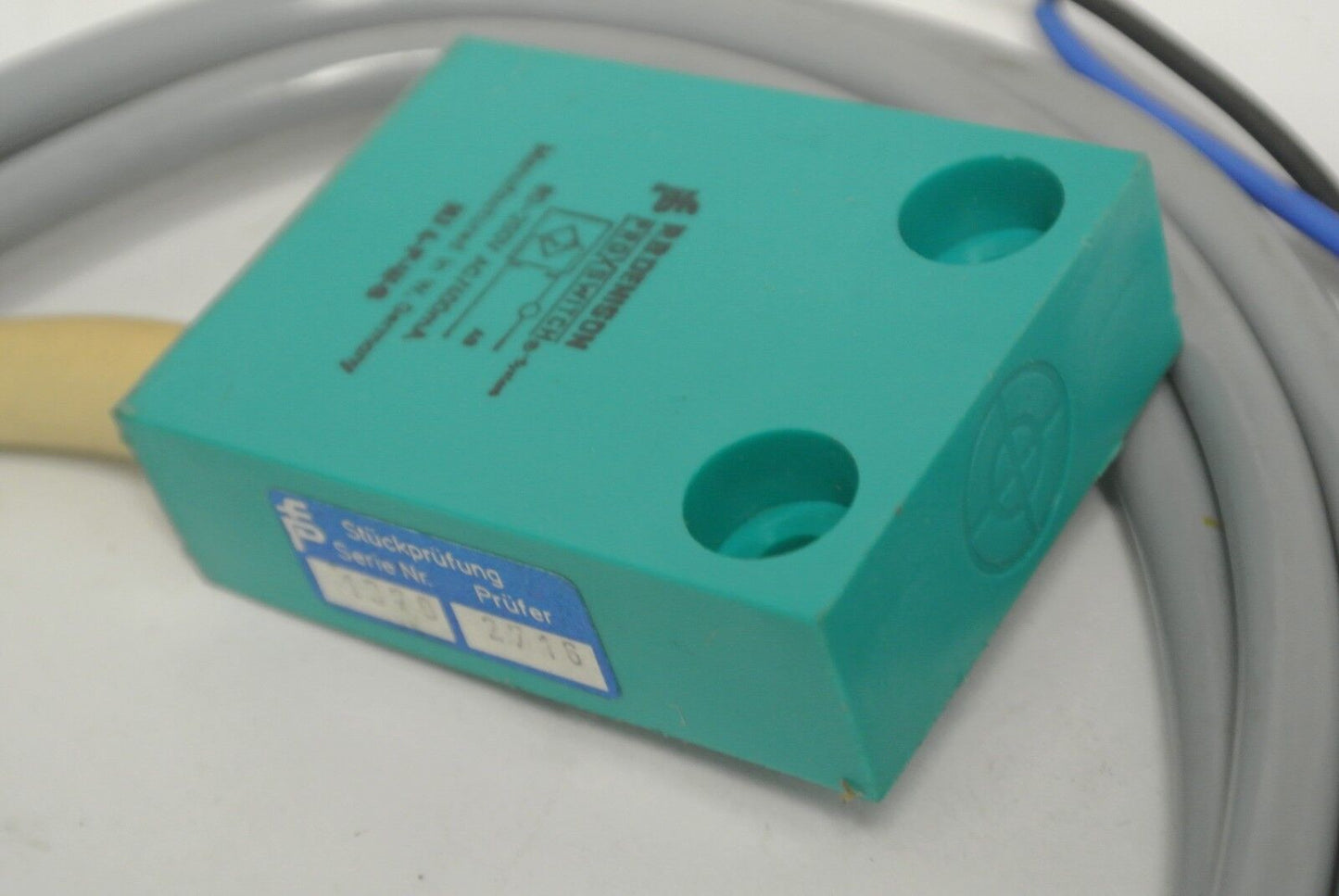 R.B. DENISON / PEPPERL + FUCHS NJ4-F-W-S / NJ 4-F-W-S PROX. SWITCH - NEW SURPLUS