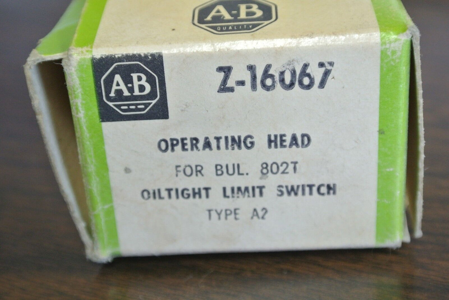ALLEN-BRADLEY Z-16067 OPERATING HEAD for 802T OILTIGHT LIMIT SWITCH NEW SURPLUS