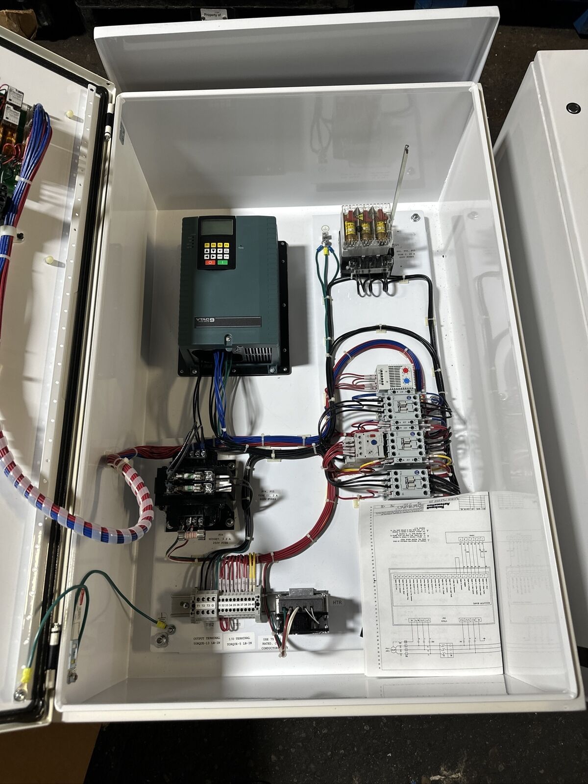 ROCKWELL AUTOMATION VTAC 9 HVAC DRIVE 9V741HRNB30 S7-642A-V9-10 460VAC 7.5HP 3PH