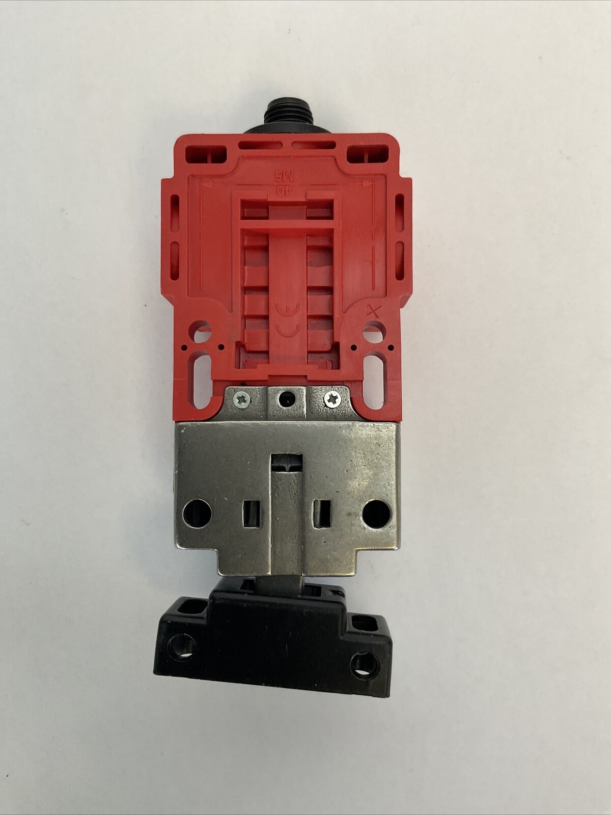 ALLEN BRADLEY 440K-T11368 GUARD MASTER SER B SAFETY INTERLOCK SWITCH