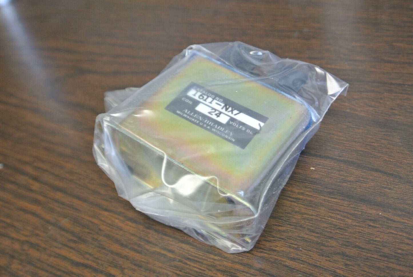 ALLEN-BRADLEY1611-NX7 Ser. A CONTROL RELAY / 1 N.C. / 24VDC / NEW SURPLUS