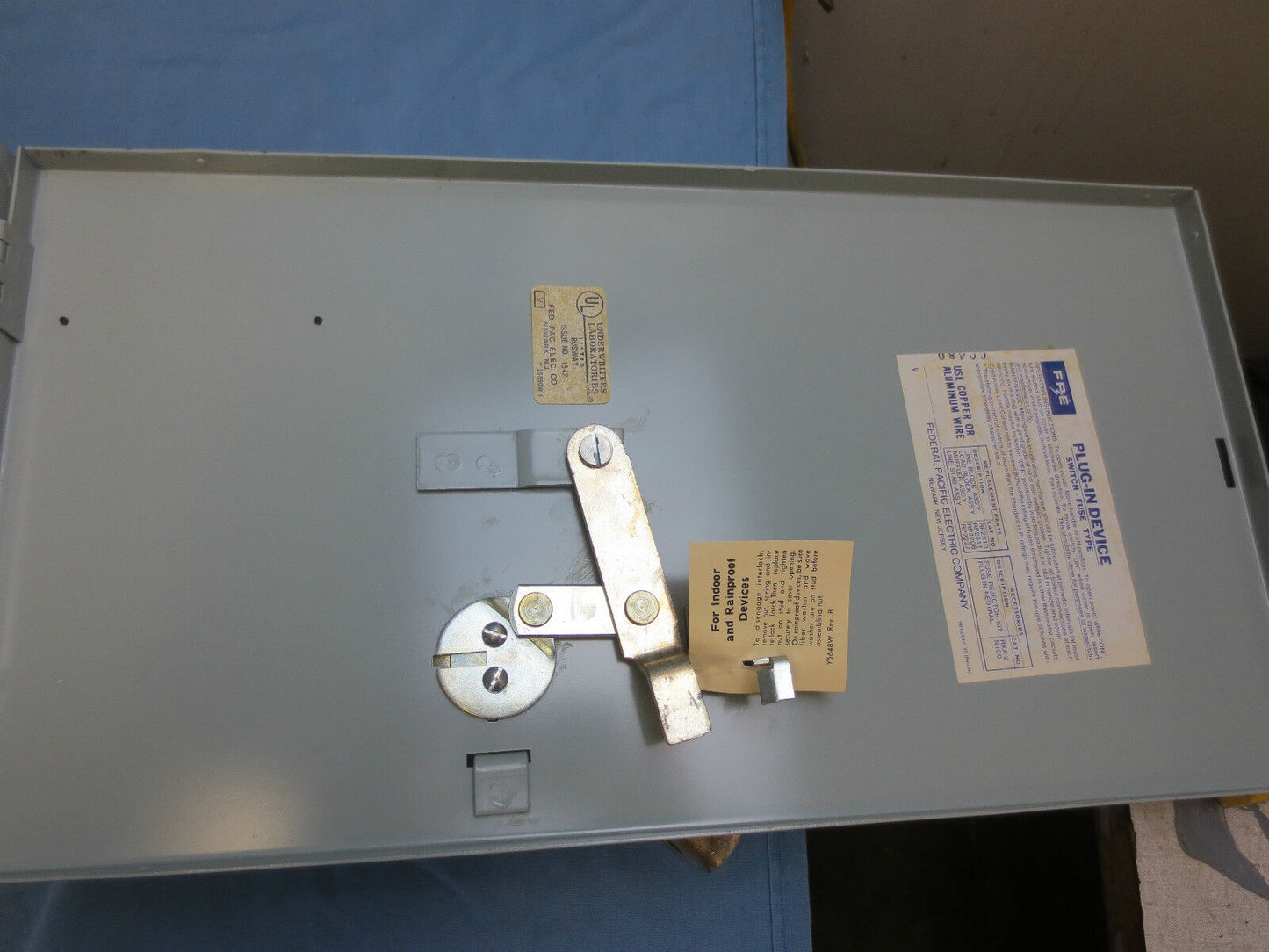 FEDERAL PACIFIC FPE SP1336 FUSIBLE BUS PLUG BUS SWITCH 30A 600VAC 3-POLE - NEW