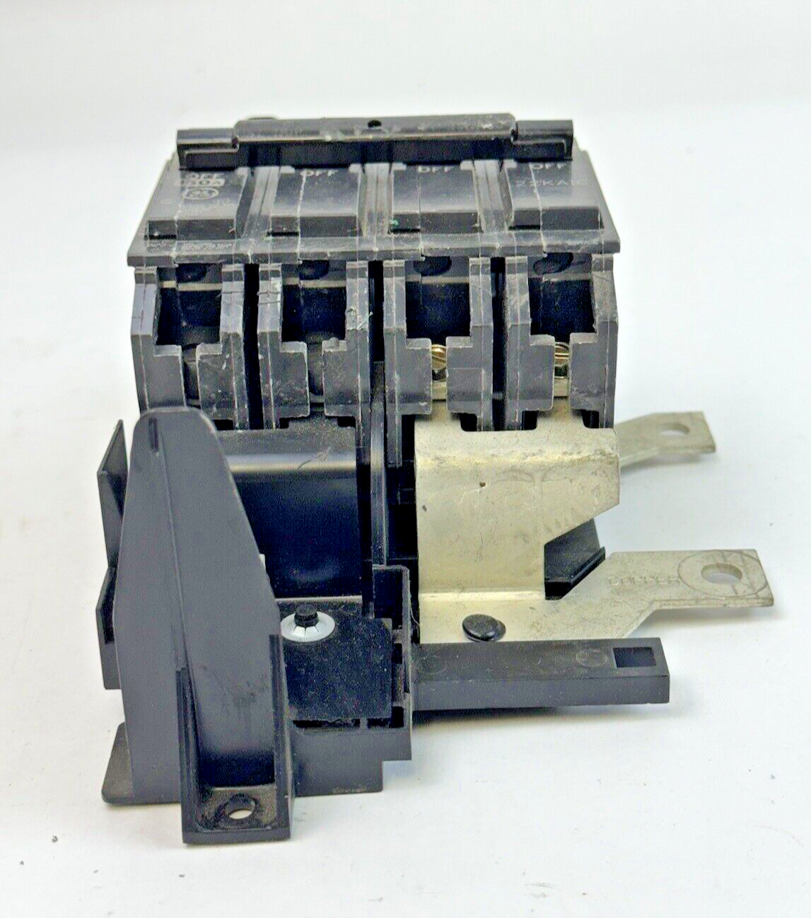 GE - THQMV4200E - THERMAL MAGNETIC CIRCUIT BREAKER - 2 POLE, 200 A, 240 VAC
