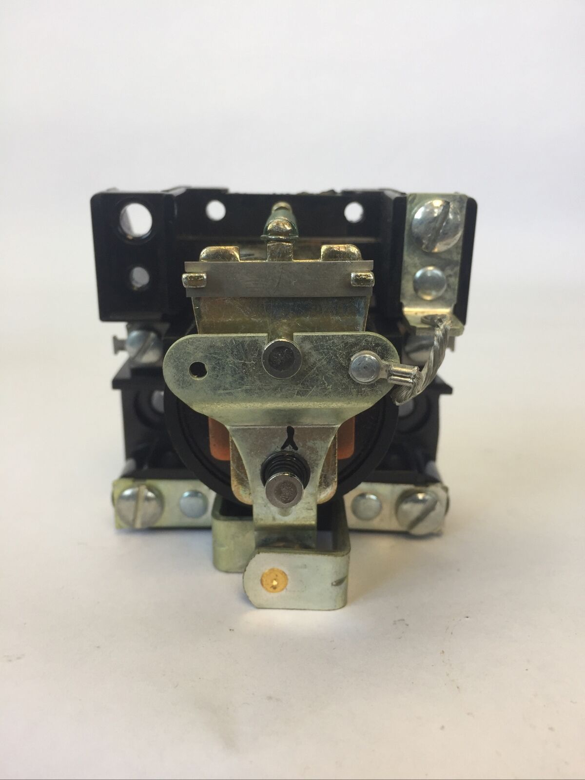 MAGNECRAFT W199AX-5 RELAY 5A 480V 50/60HZ 5A 600V 50/60HZ COIL 240VAC 50/60HZ
