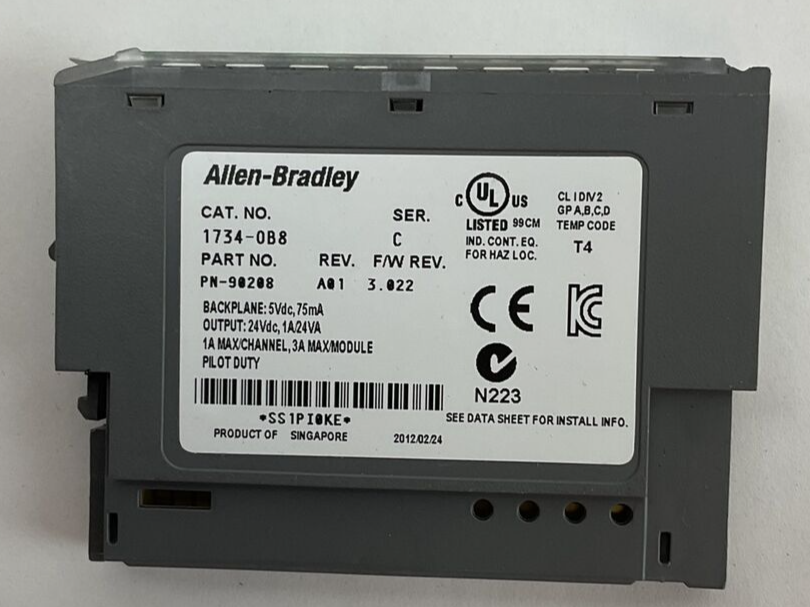 ALLEN BRADLEY 1734-OB8 OUTPUT MODULE SER C REV A01 F/W REV 3.022 OUTPUT 24VDC