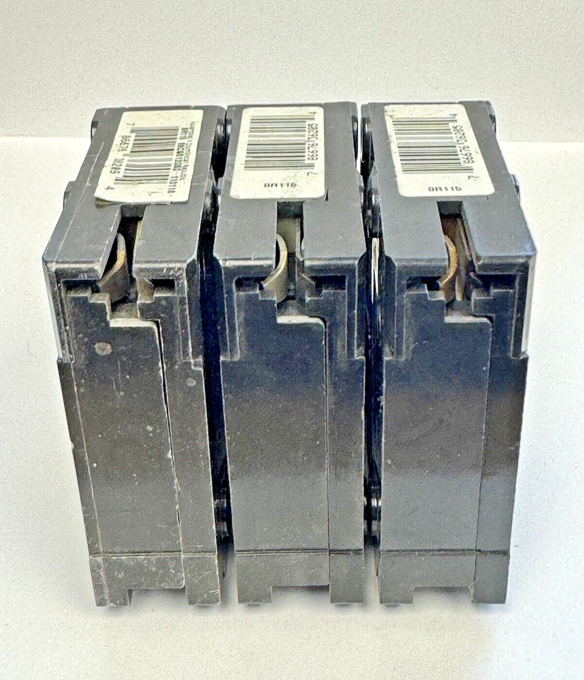 CUTLER-HAMMER **LOT OF 3** - BR115 - CIRCUIT BREAKERS - 15A, 1 POLE, 240 VAC