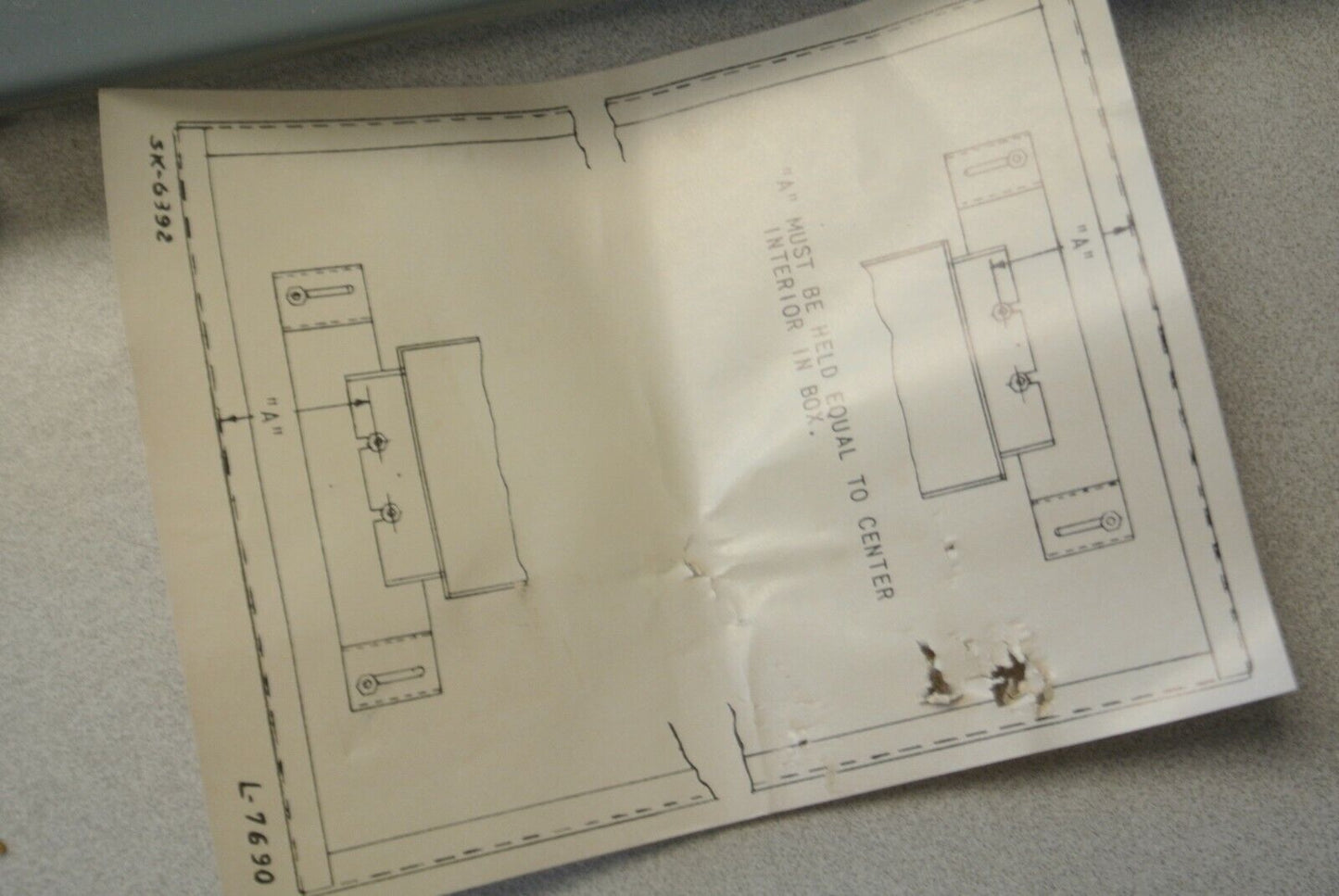 SQUARE D NQL-25 PANELBOARD INTERIOR MOUNTING BRACKET / NEW SURPLUS