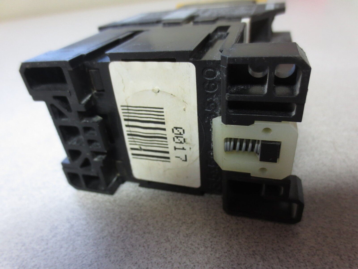 ALLEN-BRADLEY 700-F310A1 Ser. C - RELAY, 120/110 VAC w/ 196-FTA TIMER